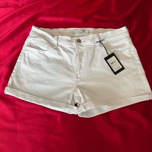 NWT Joe’s Midrise Roll Cuff Short 29